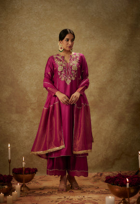 Falak Magenta Hand woven chanderi slik suit set with zardozi embrodiery