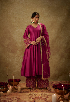 Sahar Magenta Hand woven chanderi slik anarkali set with zardozi embrodiery