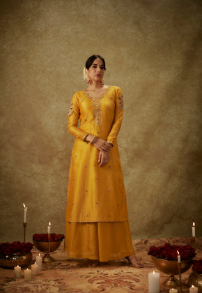 Dilara yellow Hand woven chanderi slik suit set with zardozi embrodiery