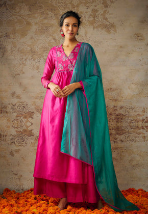 NEERA- PINK CHANDERI EMBROIDERED KURTA SET